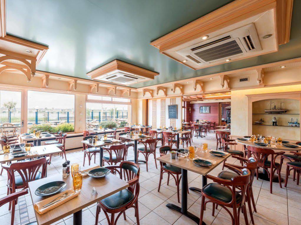 Logis Hotels - Au Poisson D'Argent - Hotel 3 Etoiles Et Restaurant Le Mesnil-en-Vallée Kültér fotó